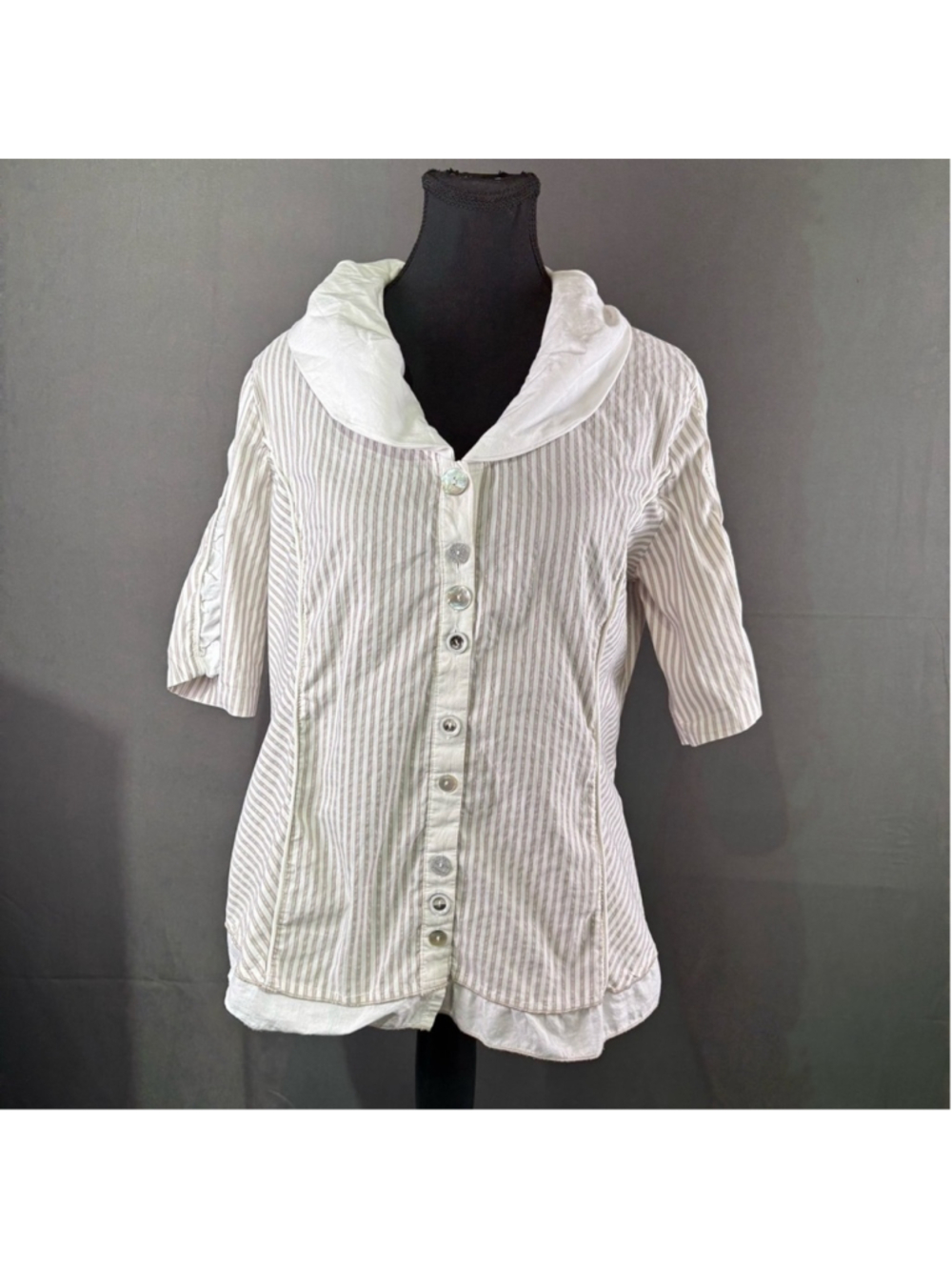 Crisca Blouse Women’s L Ruffle Pinstripe Button Romantic Cottagecore White Gray